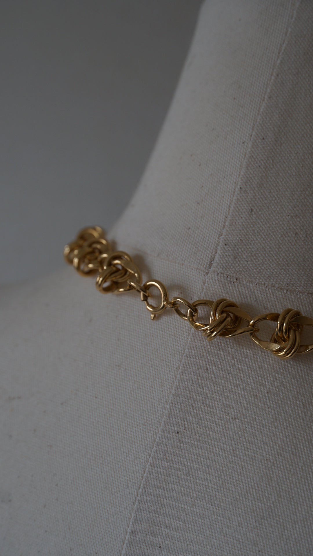 1970’s Chunky Knotted Chain Necklace