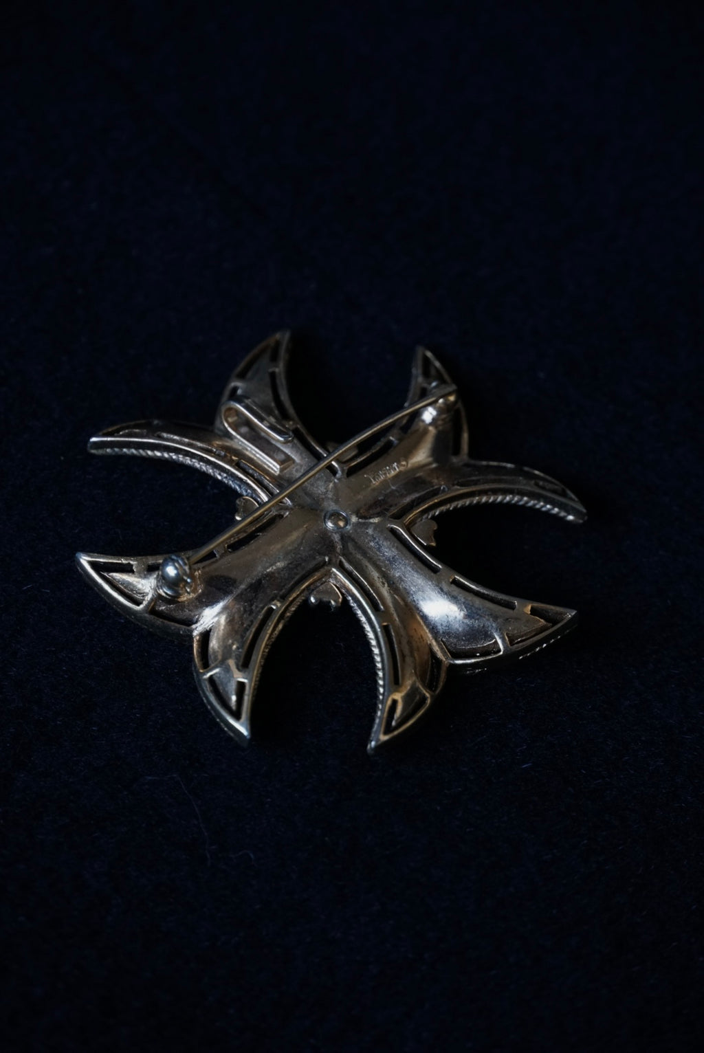 1960's TRIFARI Gold Tone Cross Brooch