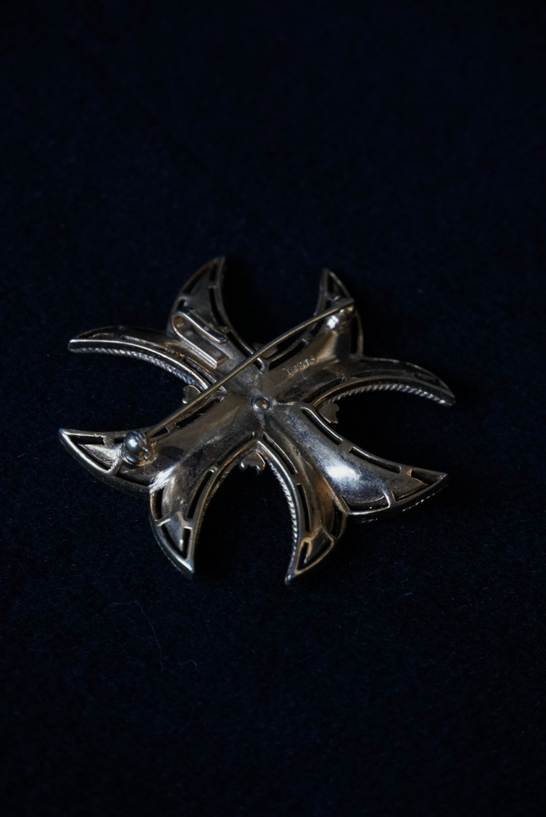 1960's TRIFARI Gold Tone Cross Brooch