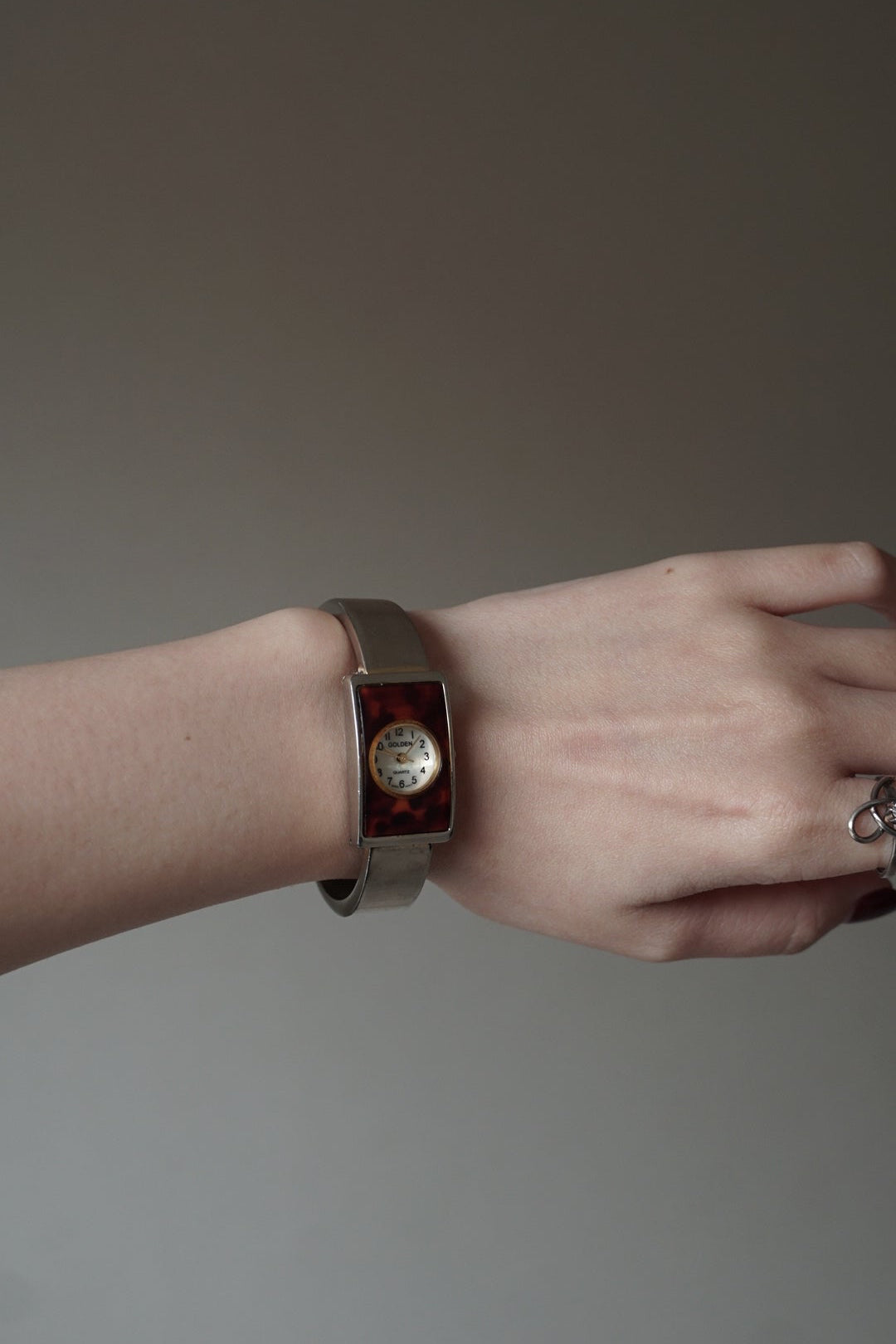 Vintage Mother-of-pearl Bangle Quartz Watch