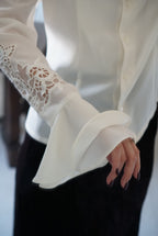 Vintage Frills×Embroidery Blouse