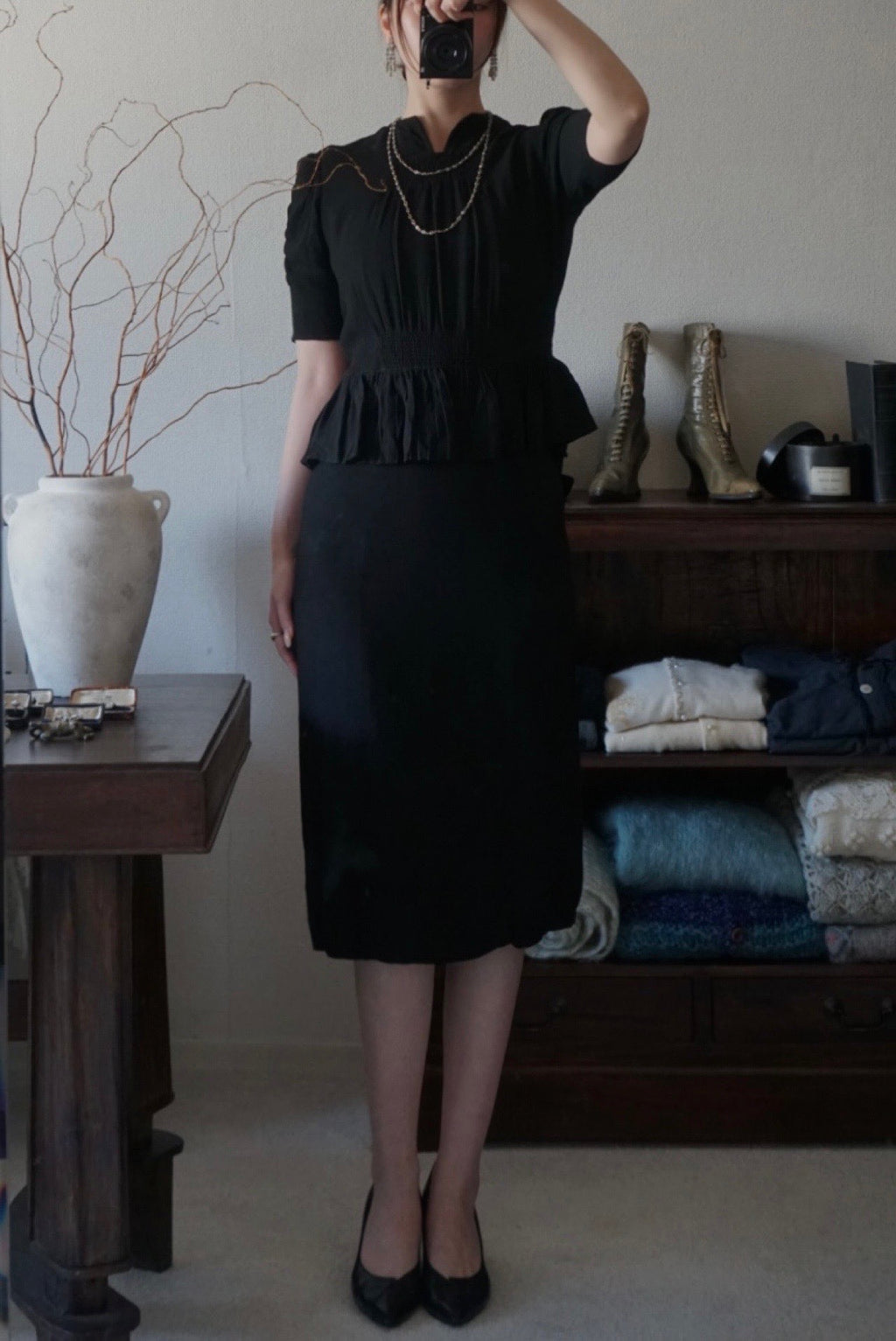 1940's Black Gathered Medium Dress