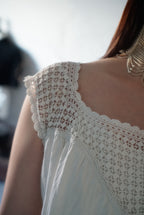 1920's Linnen Crochet Lace Nighty