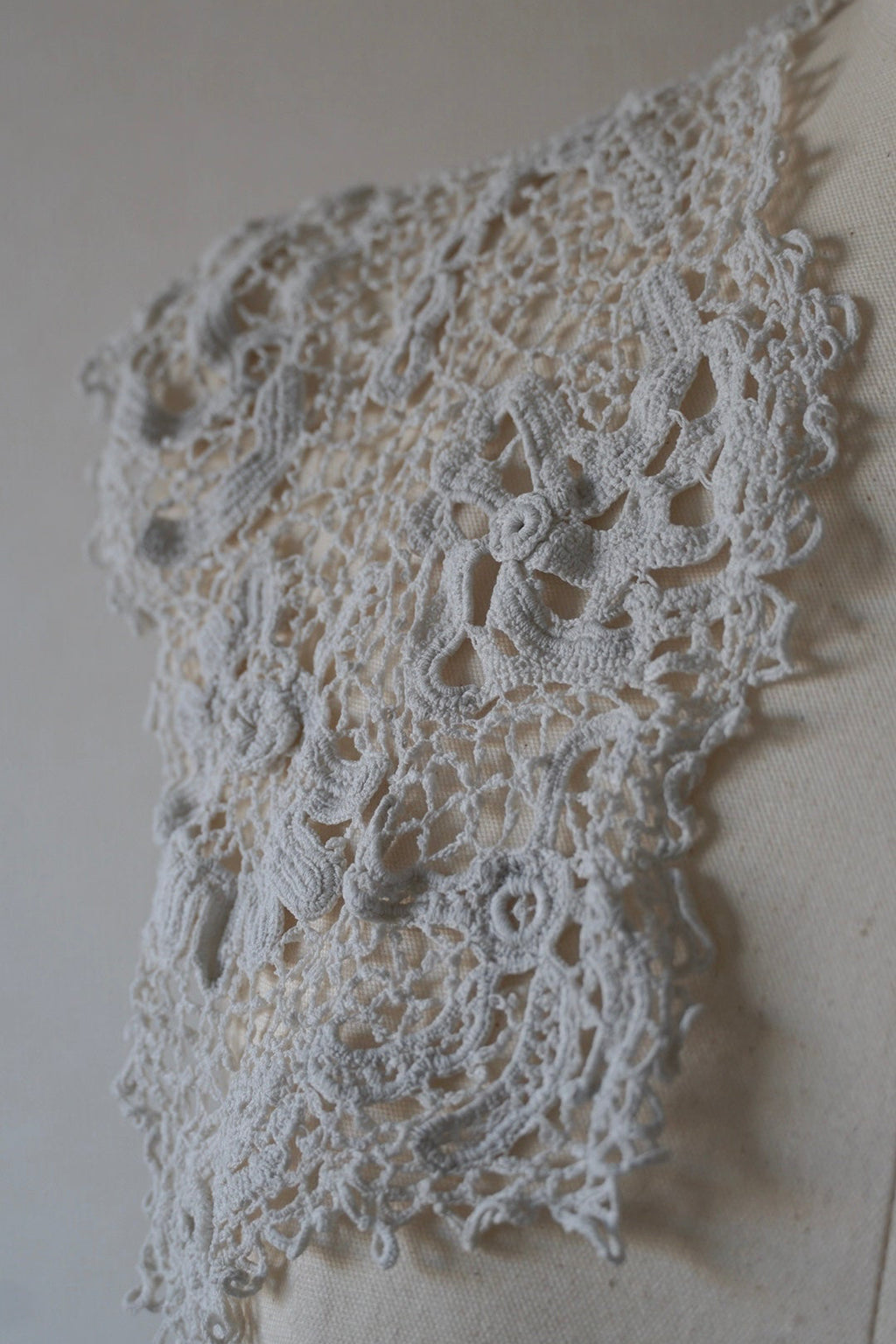 1890-1900's Handmade Irish Lace Collar