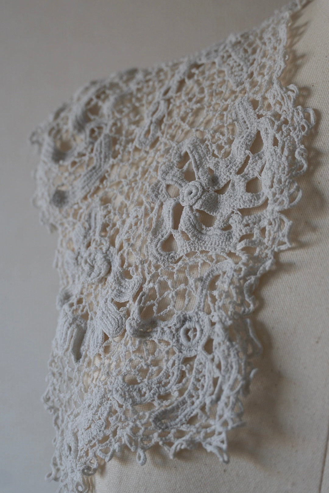 1890-1900's Handmade Irish Lace Collar