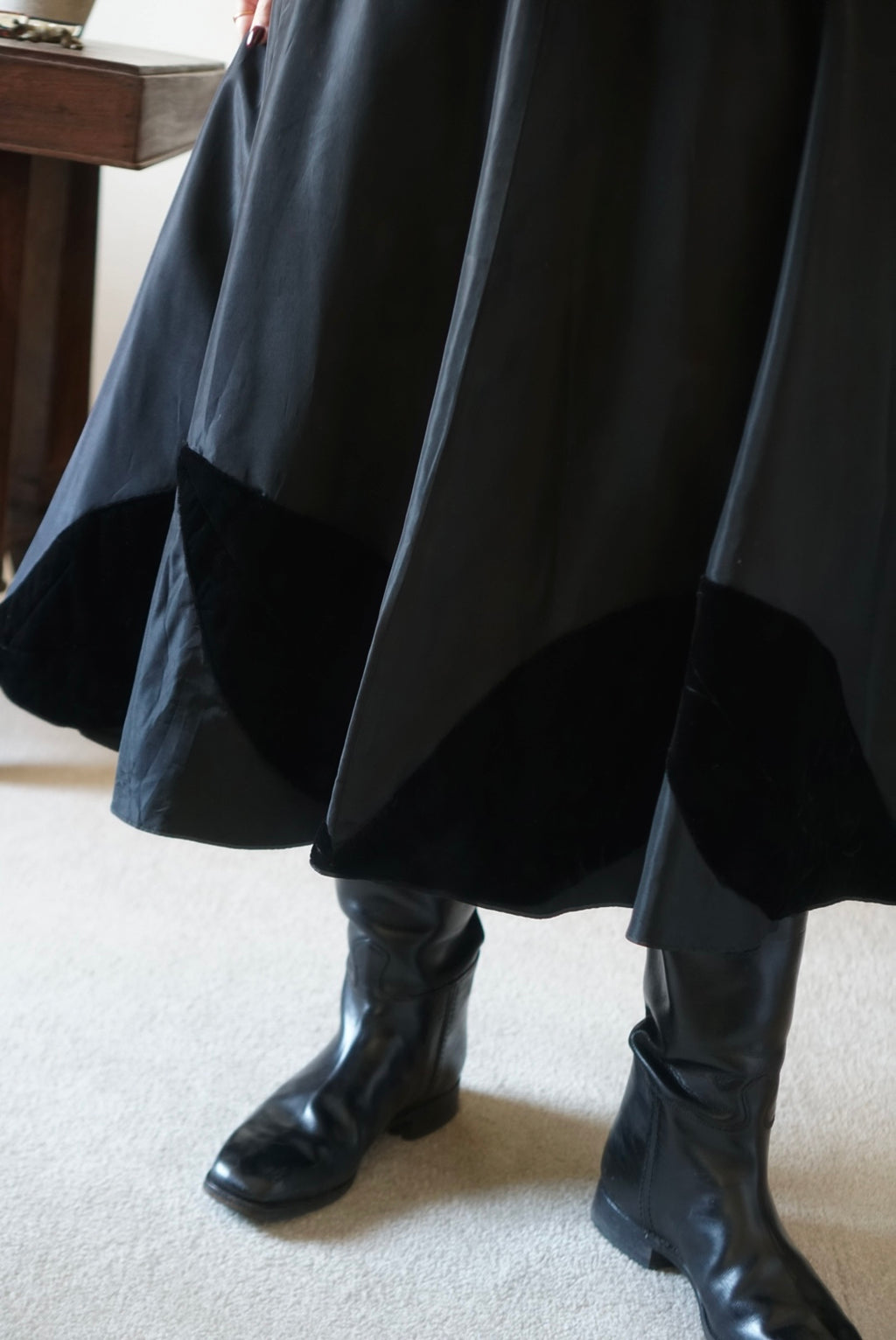 1950's Silk Velvet Leaf Skirt