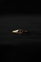 Vintage 18K Black Heart Ring