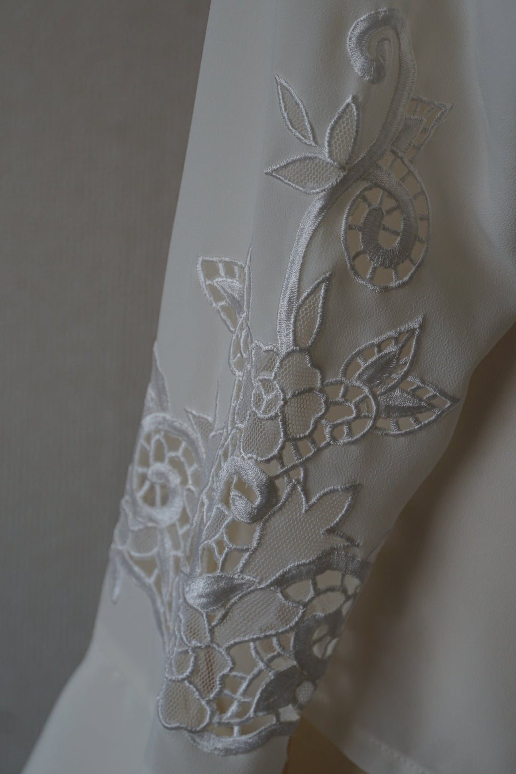 Vintage Frills×Embroidery Blouse