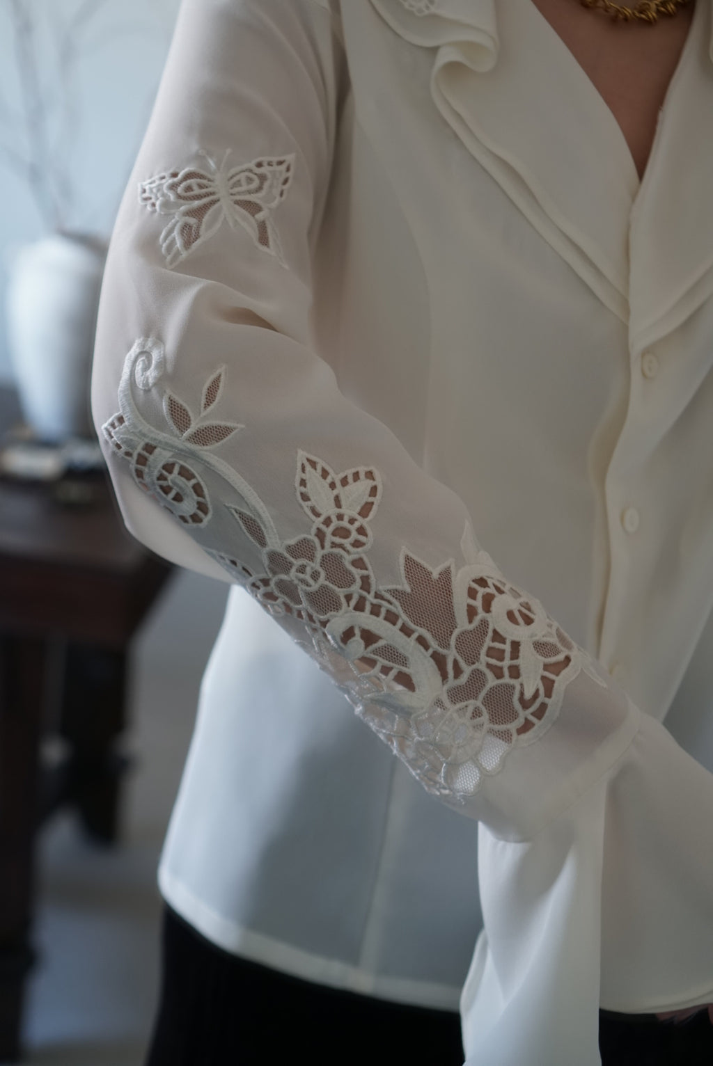 Vintage Frills×Embroidery Blouse