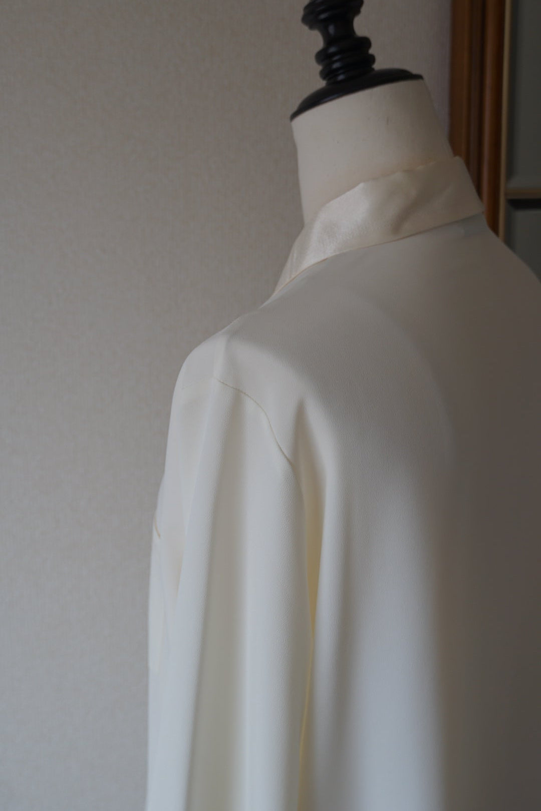 Vintage Satin Collar Shirt