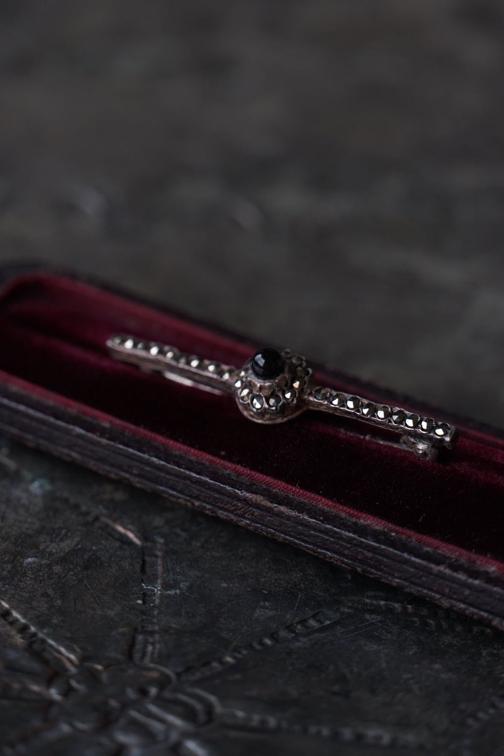 1930's Marcasite×Onyx Brooch