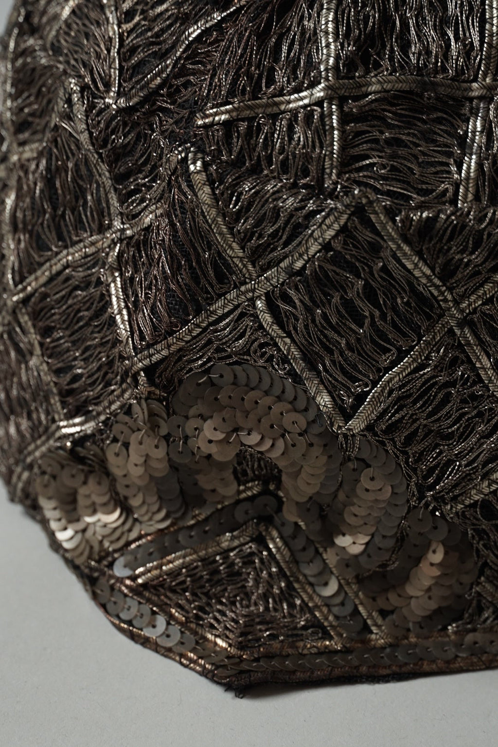 1920’s Gold Cloche Metallic Thread×Sequins Heads Dress
