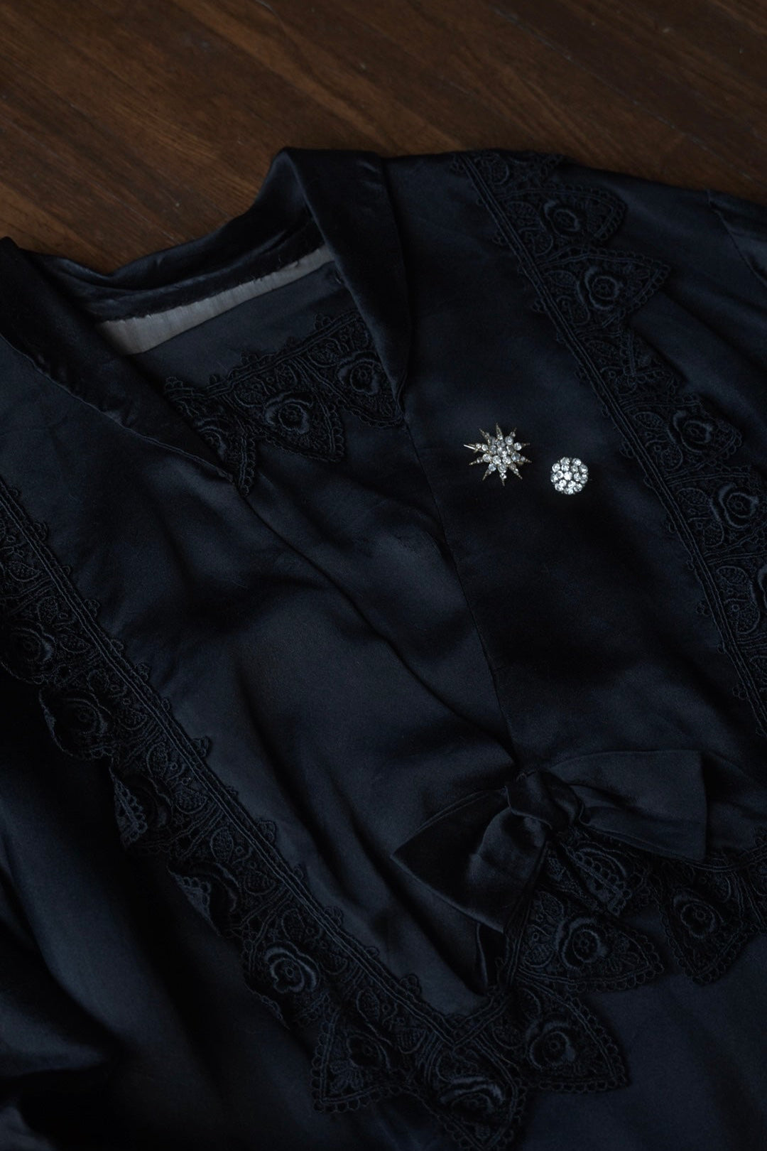 Victorian Crystal Glass Star Brooch
