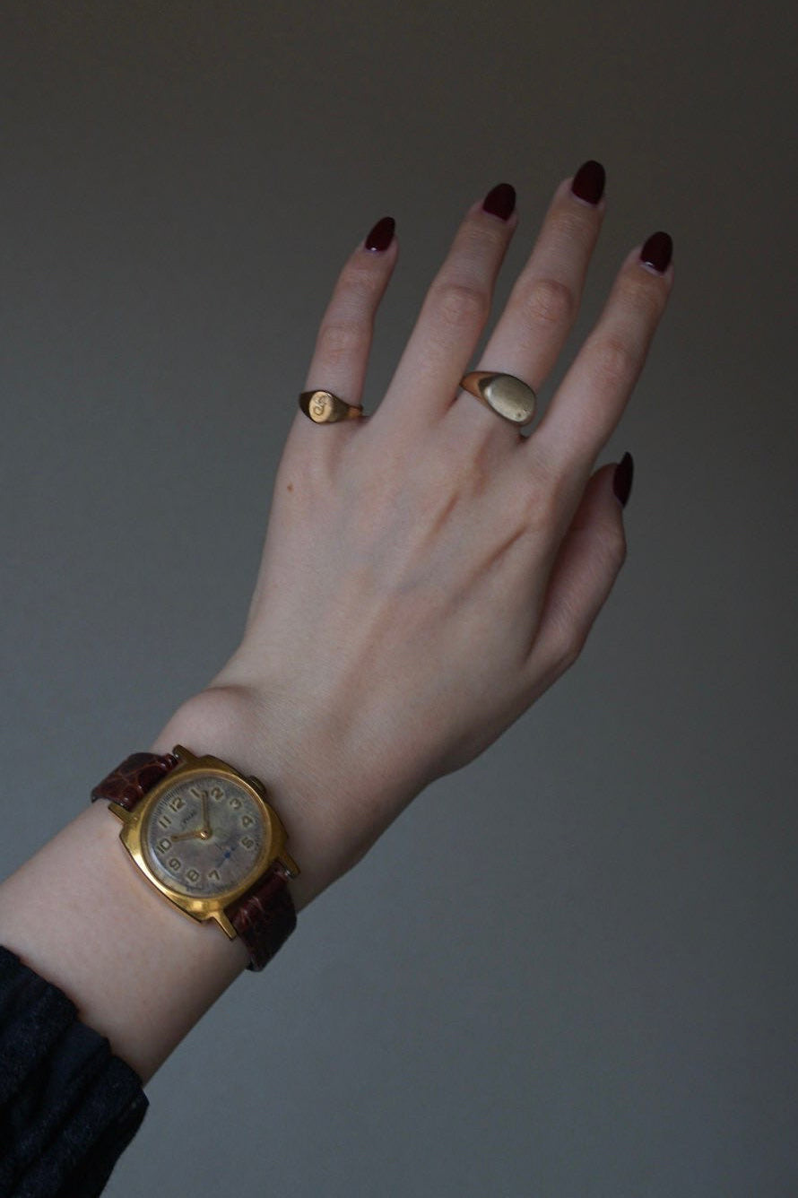 Vintage Gold Tone Signet Ring