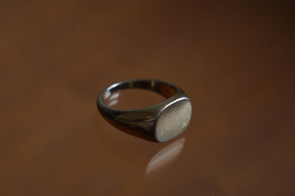 Vintage Gold Tone Signet Ring