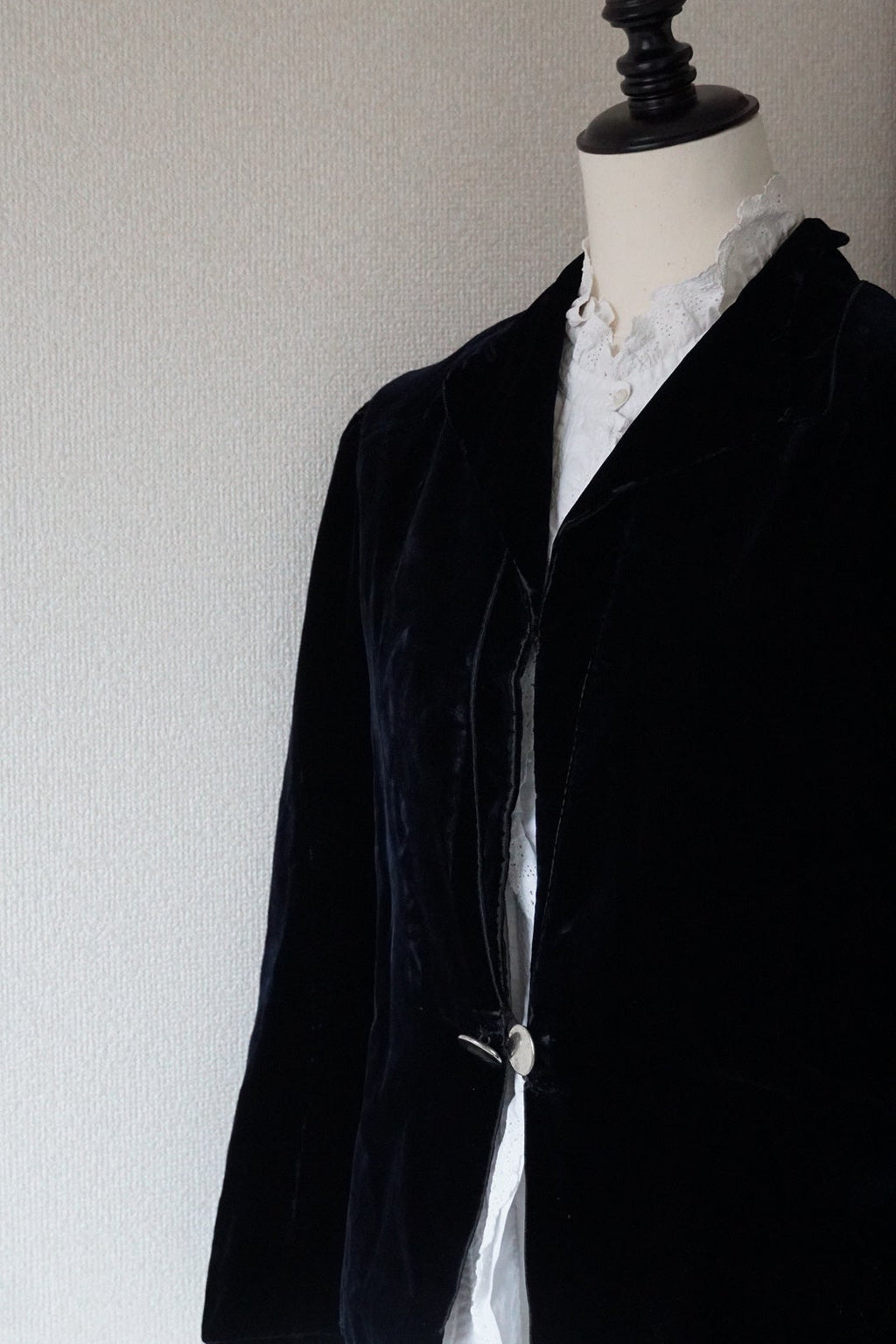 1930's Blue Silk Velvet Jacket