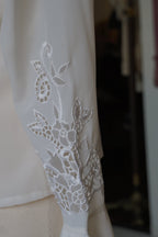 Vintage Frills×Embroidery Blouse
