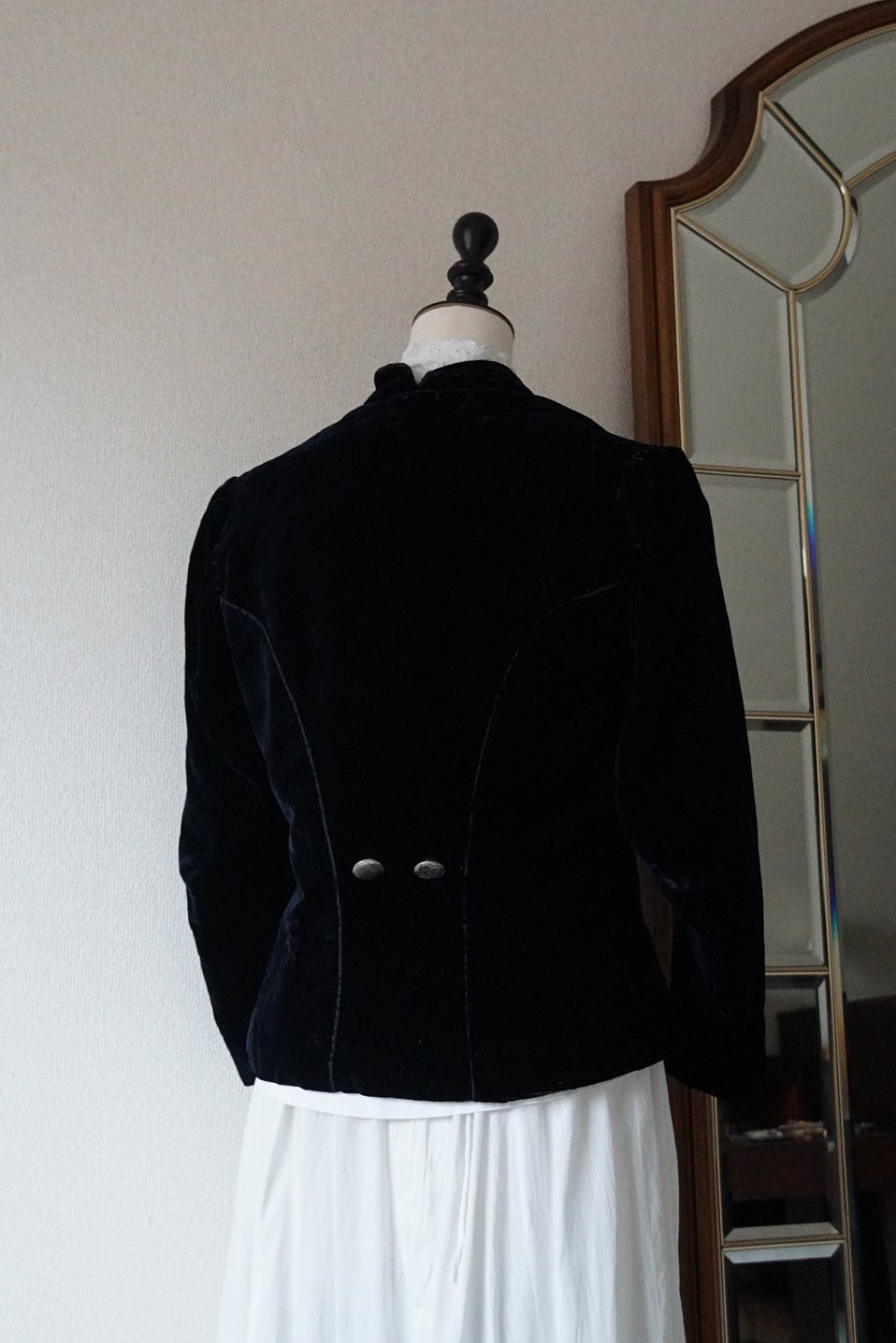 1930's Blue Silk Velvet Jacket