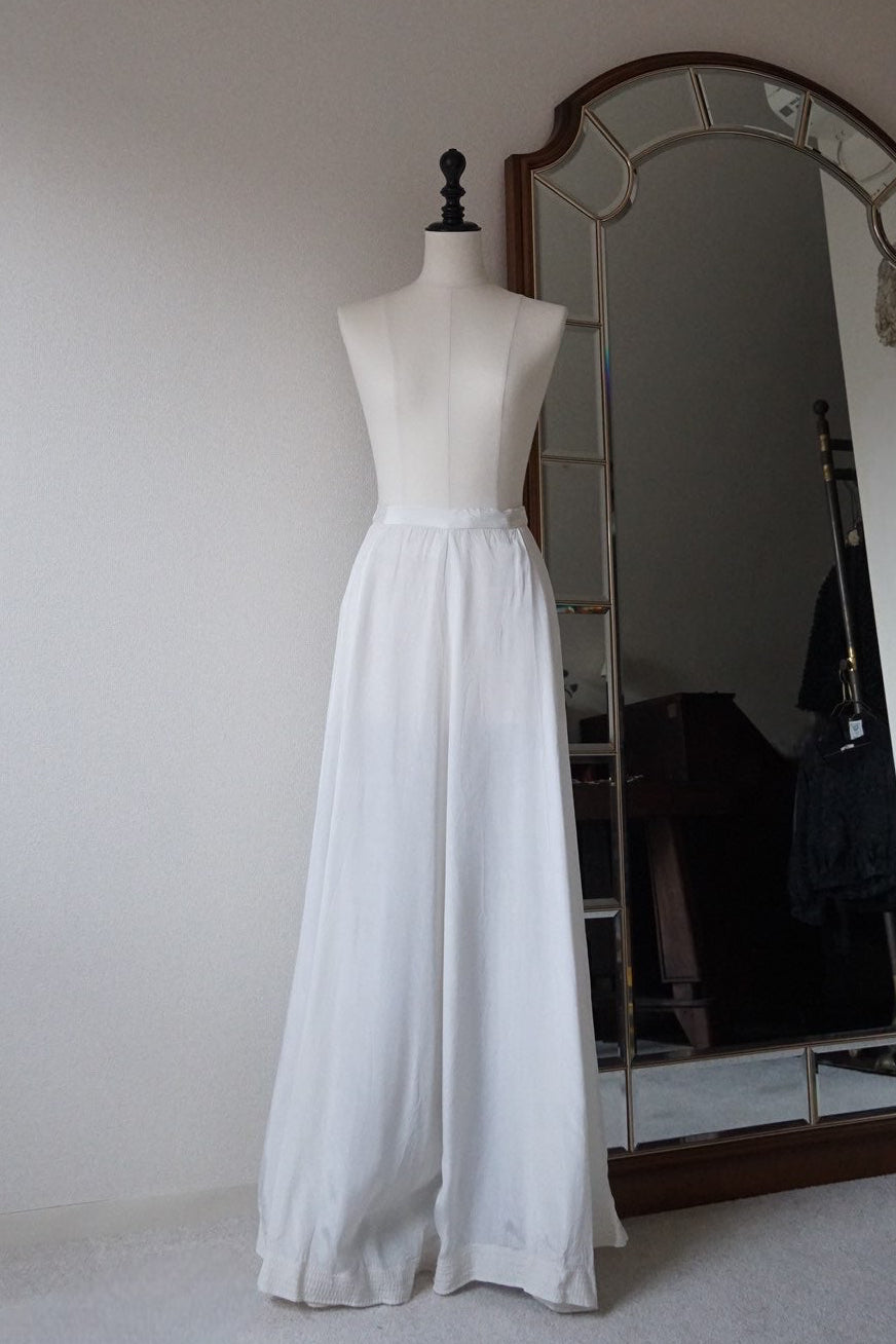 1950's Satin Long Skirt