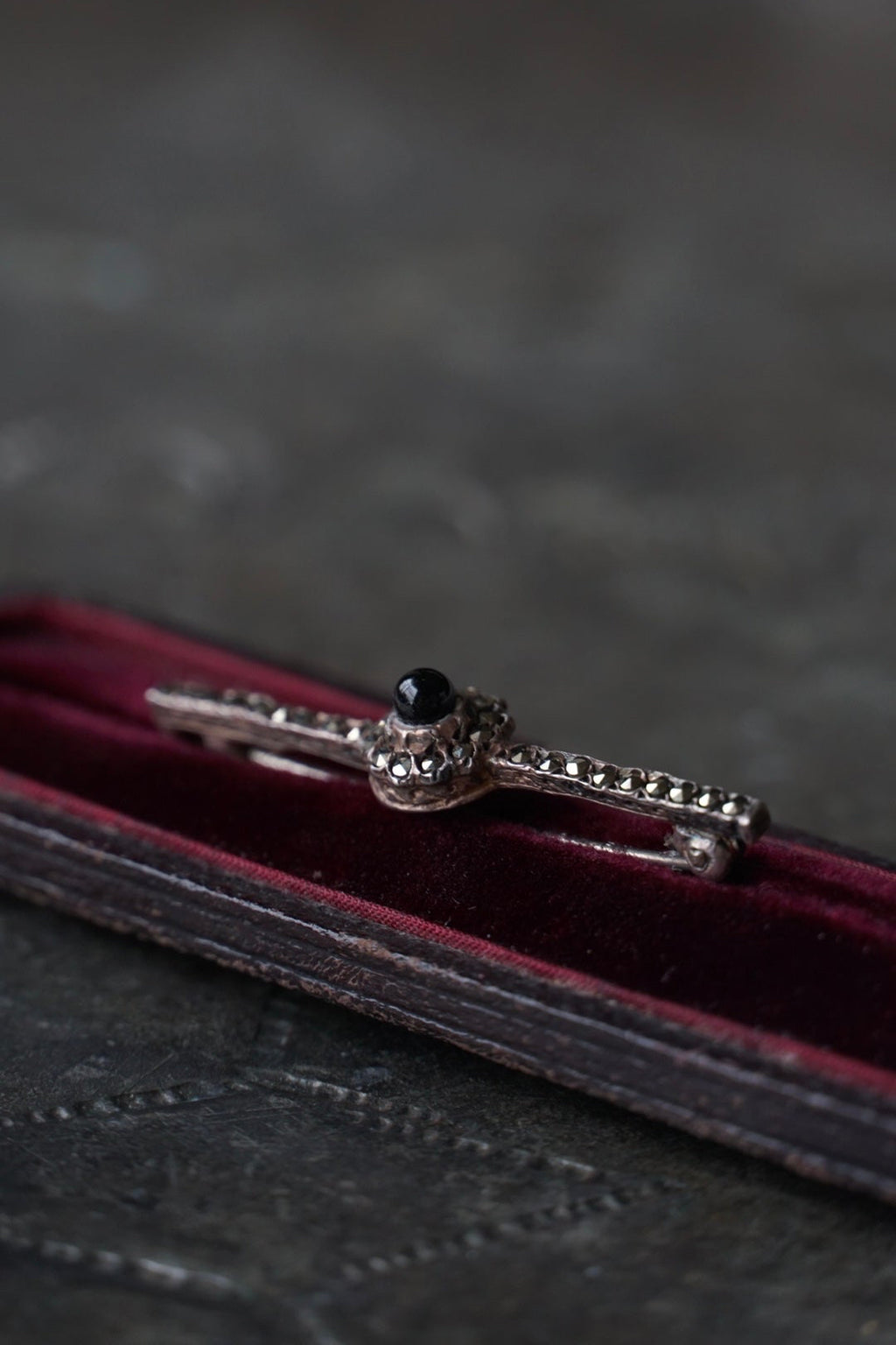 1930's Marcasite×Onyx Brooch