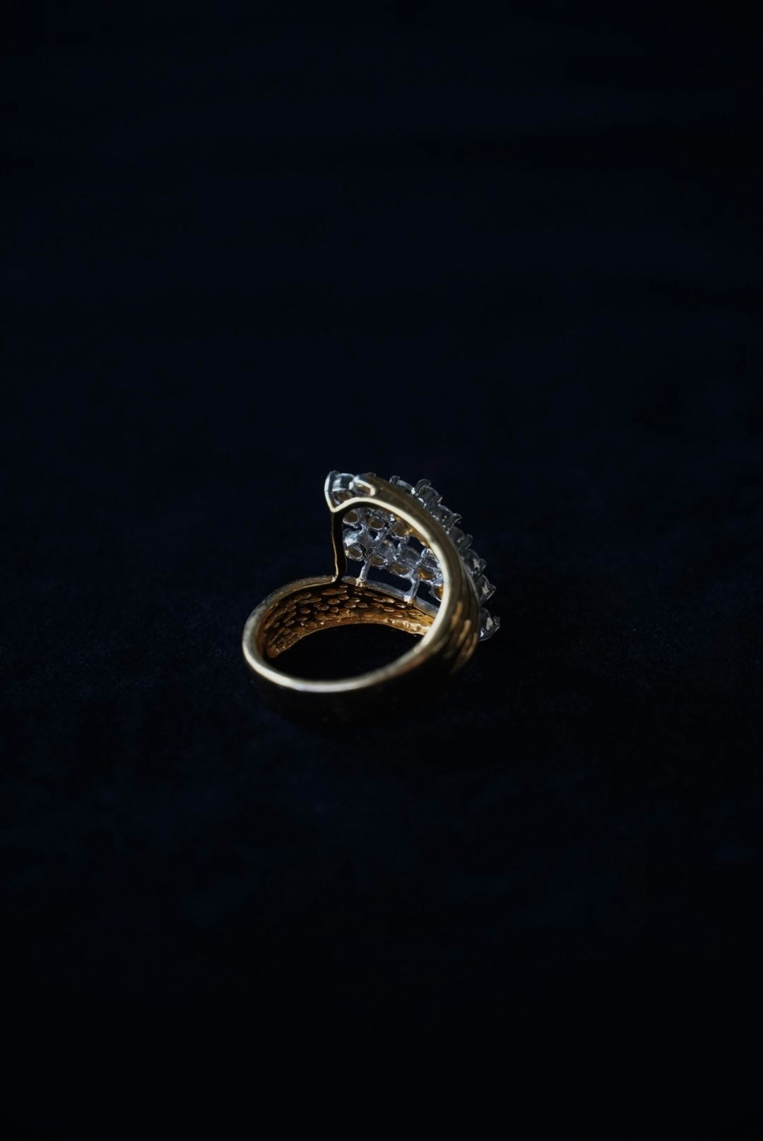 Vintage Falling Star Cut Glass Ring