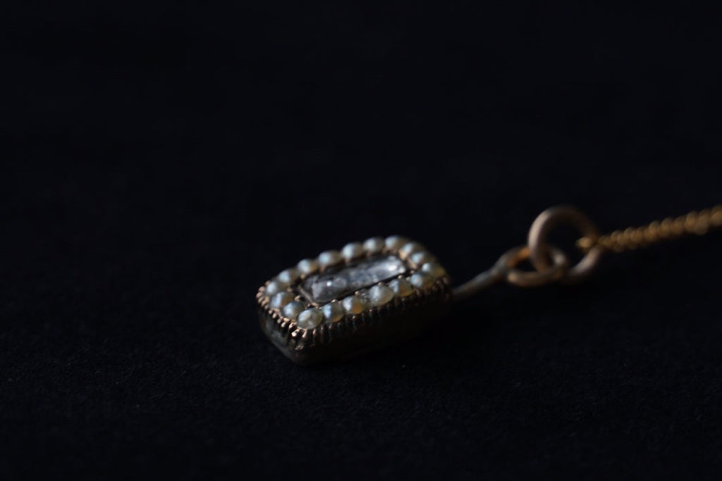Georgian 10K Pearl Mourning Pendant Top