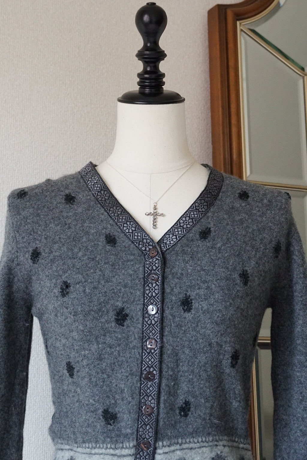 Vintage Flower Gray Cardigan