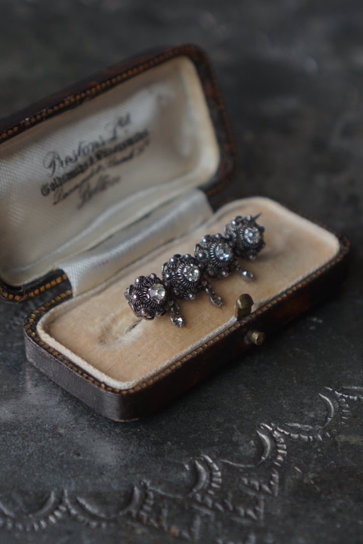 Last 19th Century Silver×Paste Glass Brooch