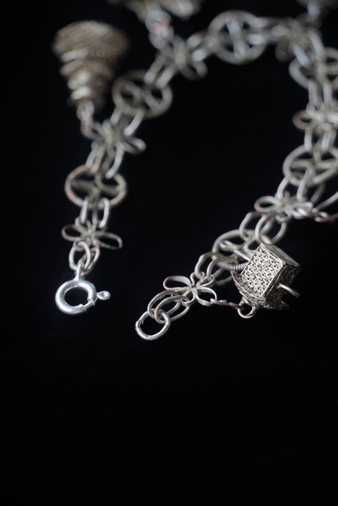 Vintage 800silver Bracelet with Filigree Charm