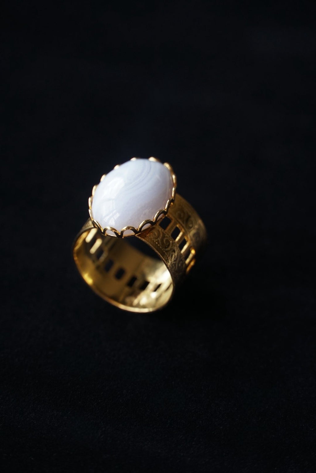 Vintage Oval Blue Lace Agate Ring