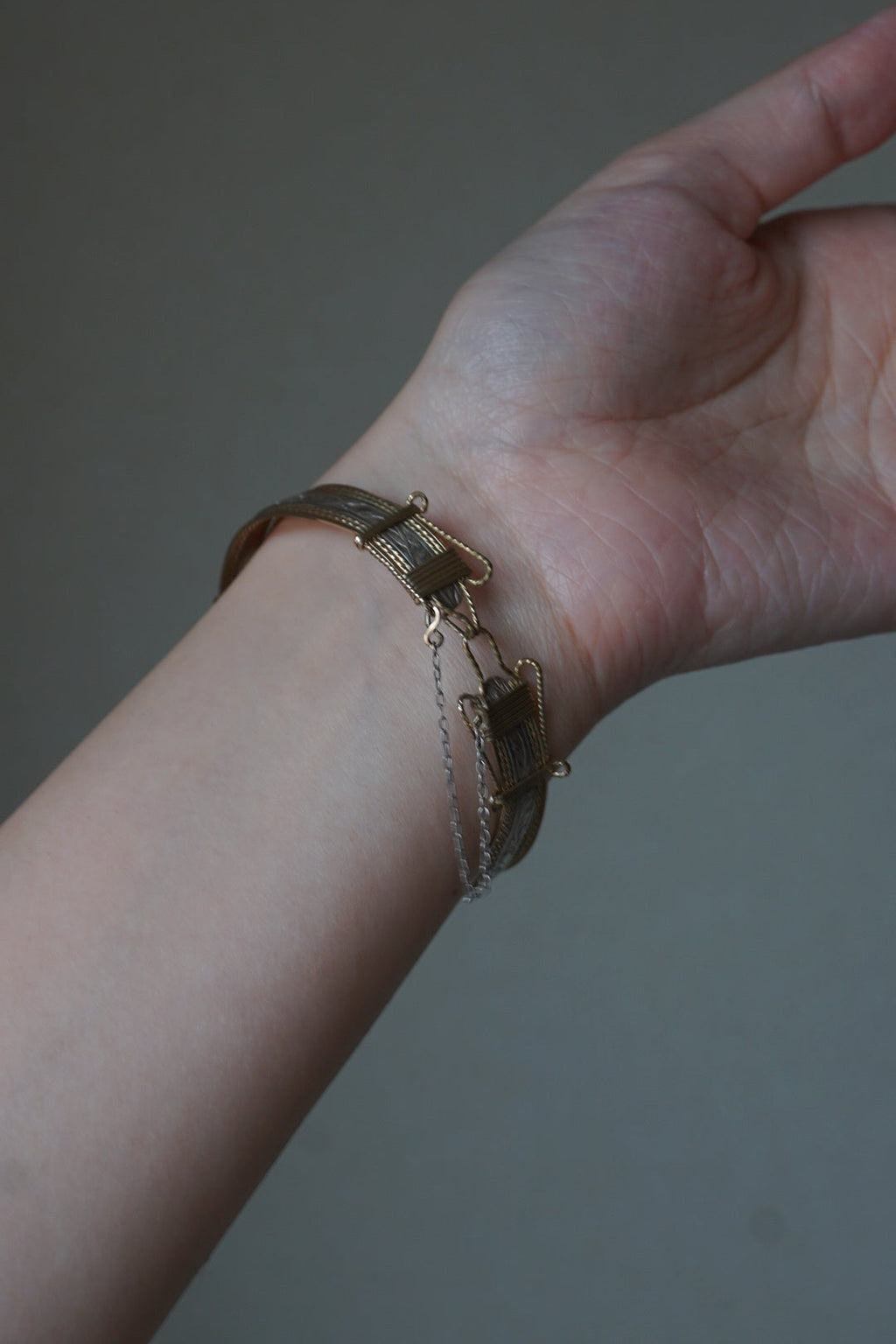 Antique Silver×Gold Wire Bangle