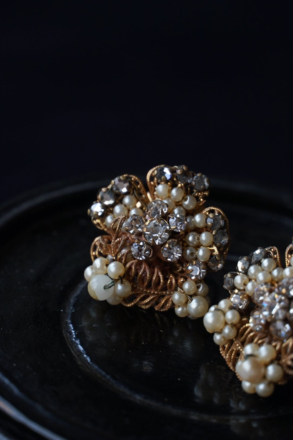 1950’s Original by Robert Rhinestone × Pearl Earrings