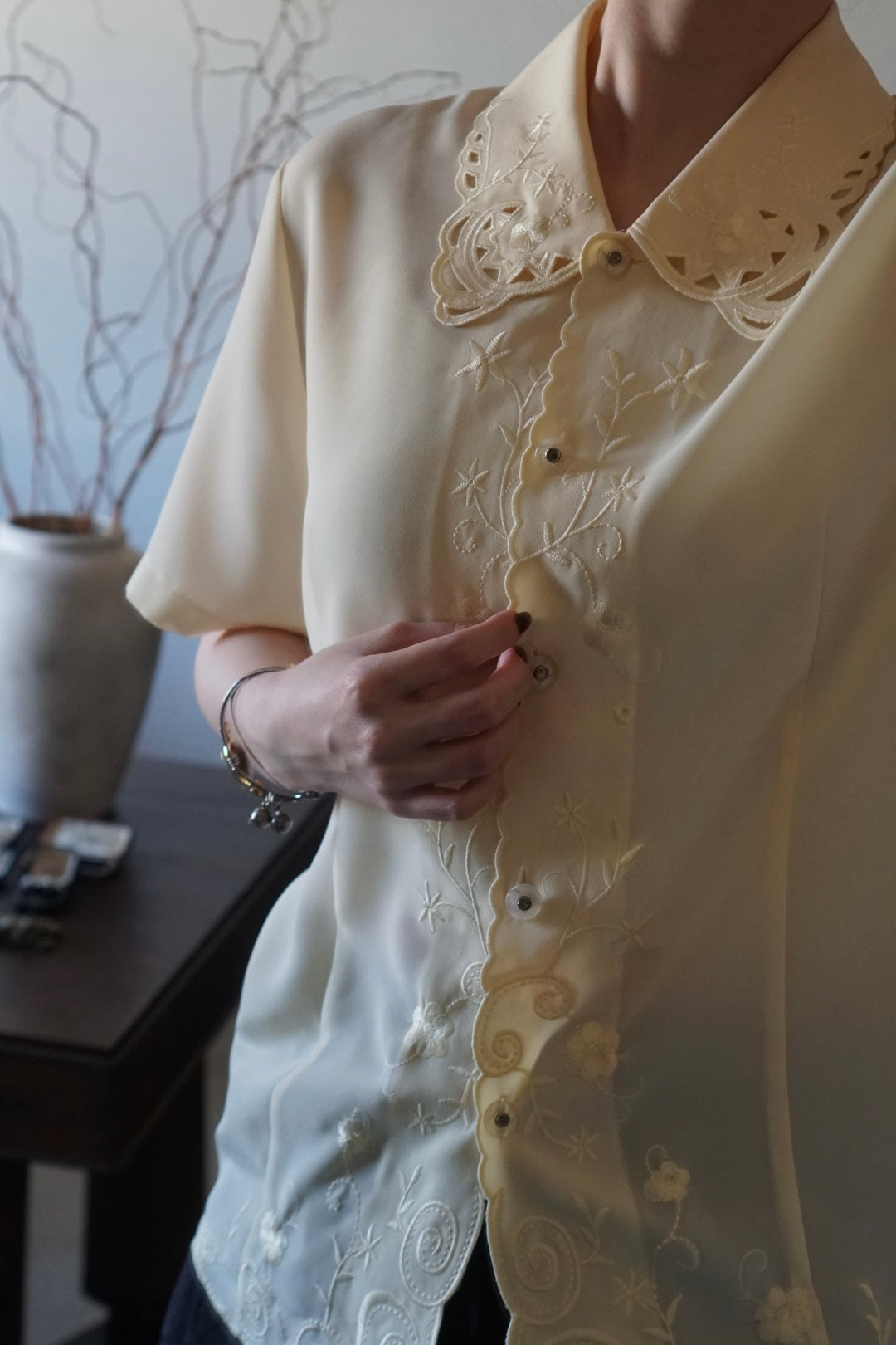 Vintage Flower Embroidery Blouse