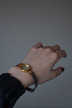 Vintage Quartz Round Gold Watch