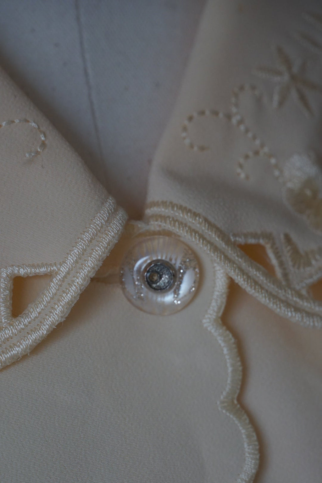 Vintage Flower Embroidery Blouse