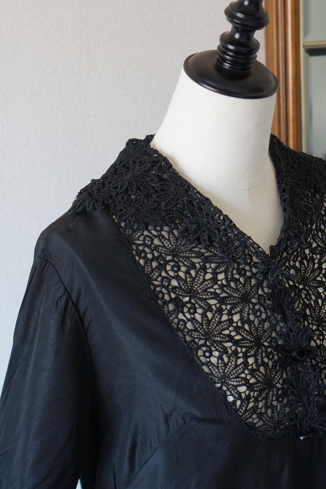 1930's Crochet Lace Blouse