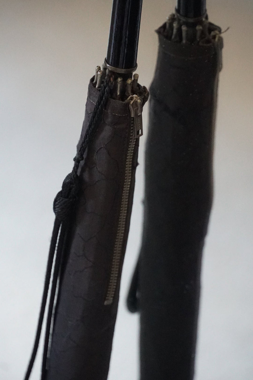 1950's Amber Hand×Black Umbrella