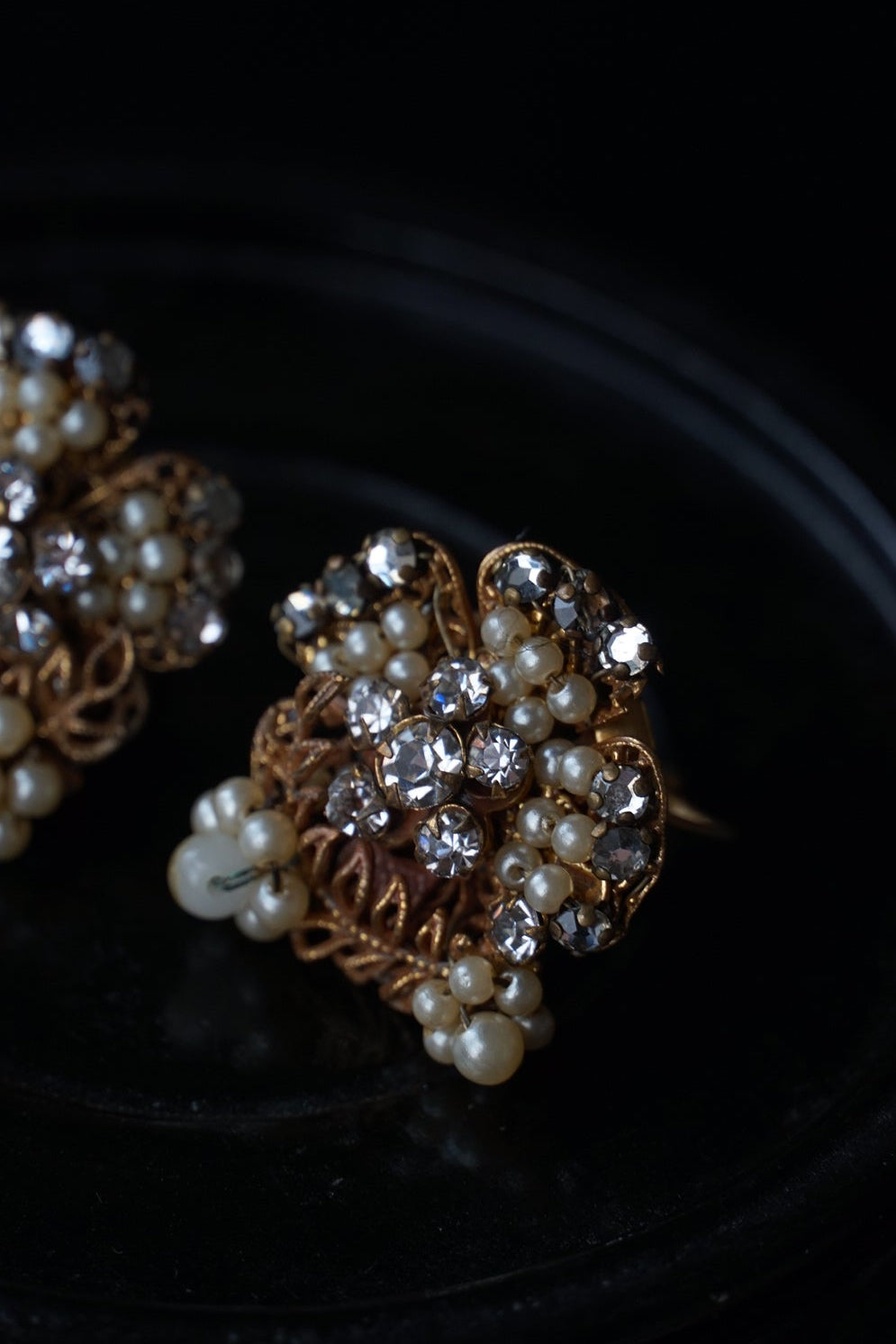 1950’s Original by Robert Rhinestone × Pearl Earrings