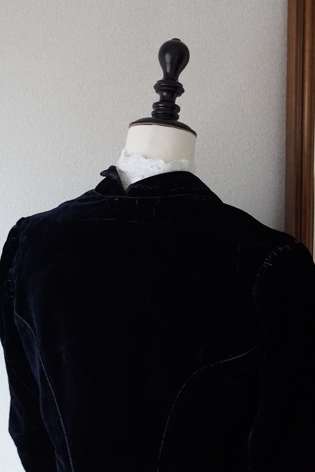 1930's Blue Silk Velvet Jacket