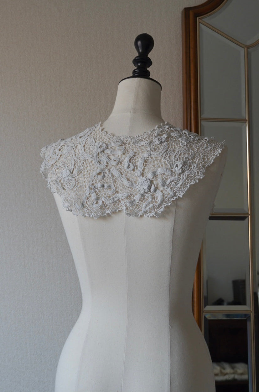 1900’s Handmade Irish Lace Collar