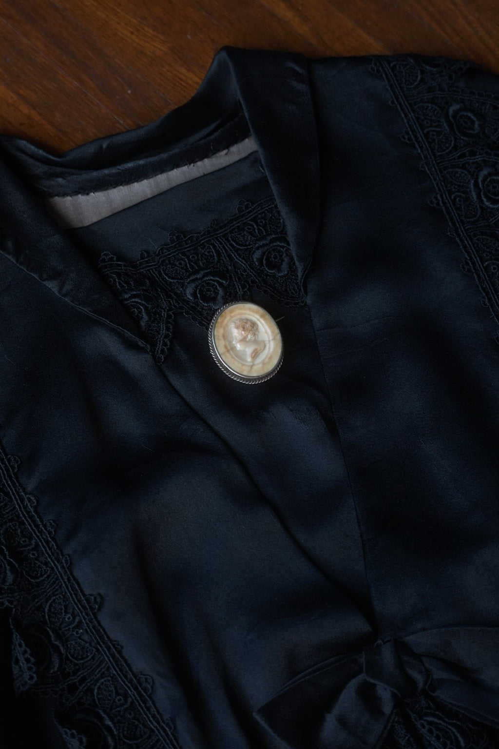Victorian Grand Tour Marble Cameo Brooch