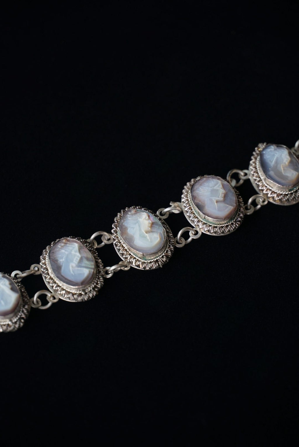1930's Giuliano Fratti Shell Cameo Bracelet