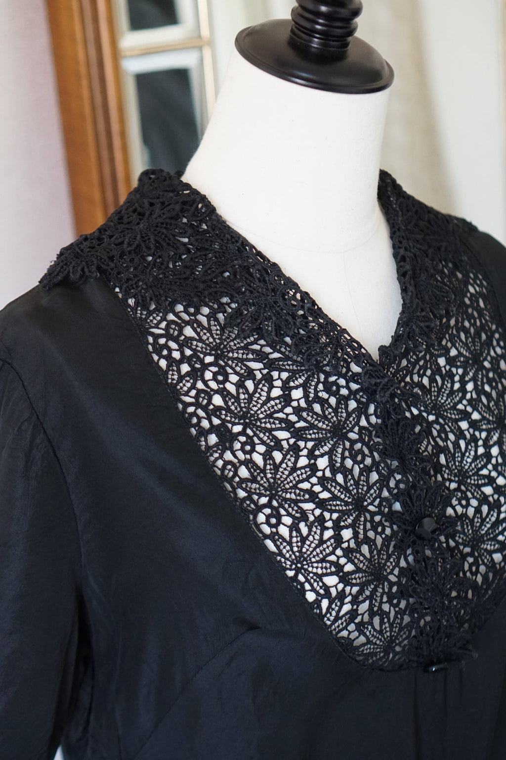 1930's Crochet Lace Blouse