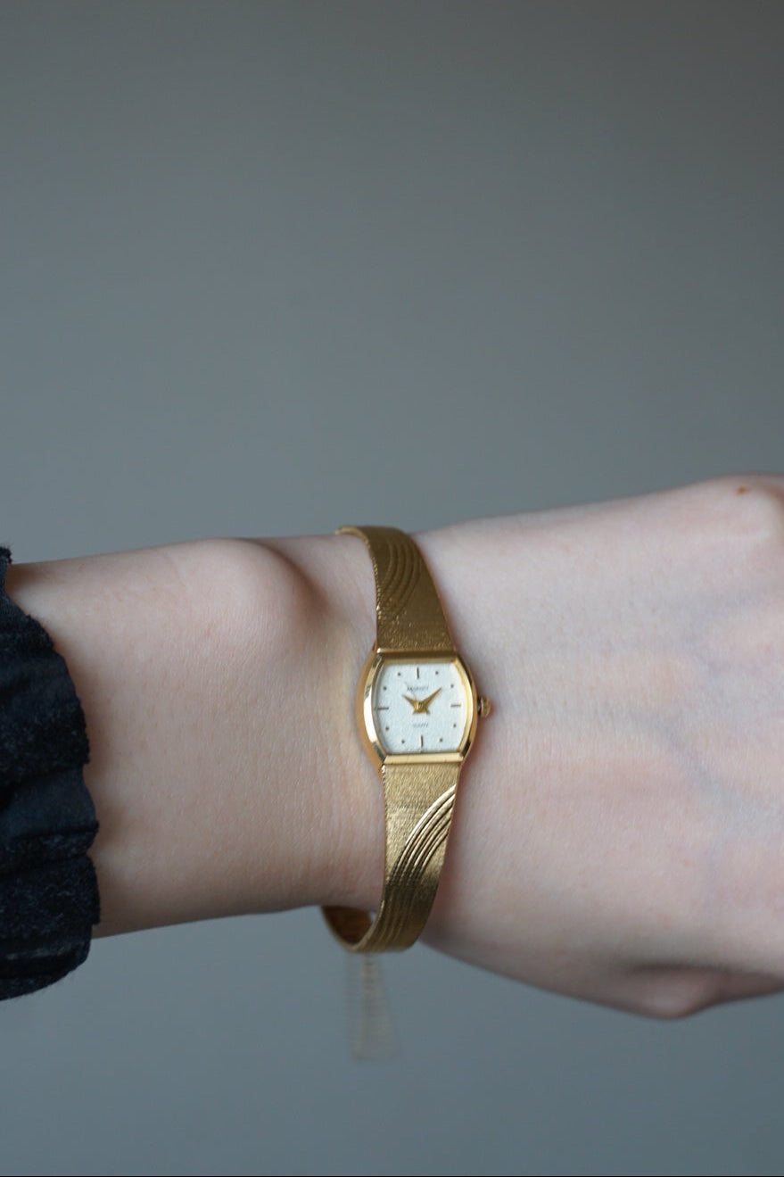 Vintage Quartz Gold Watch
