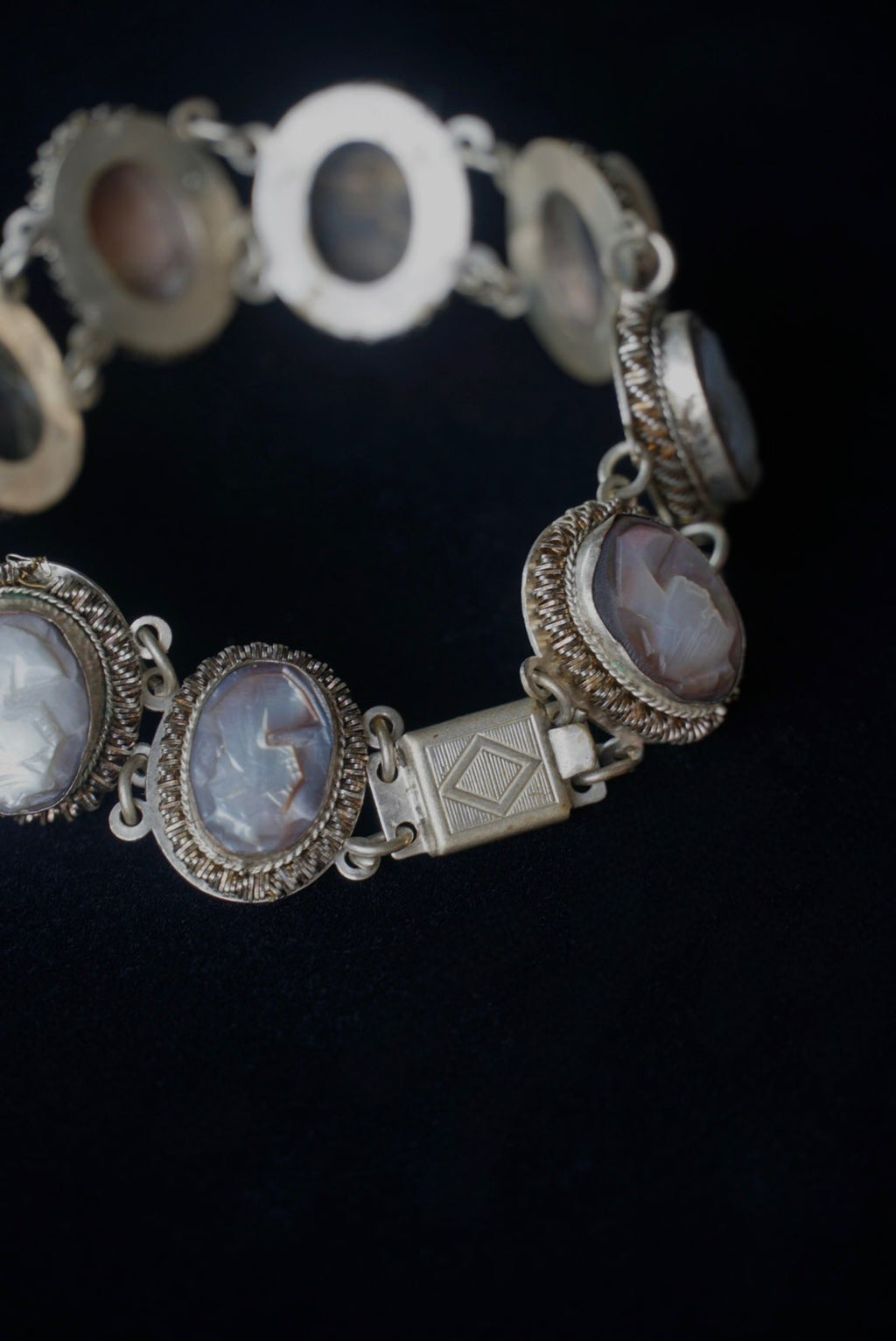 1930's Giuliano Fratti Shell Cameo Bracelet