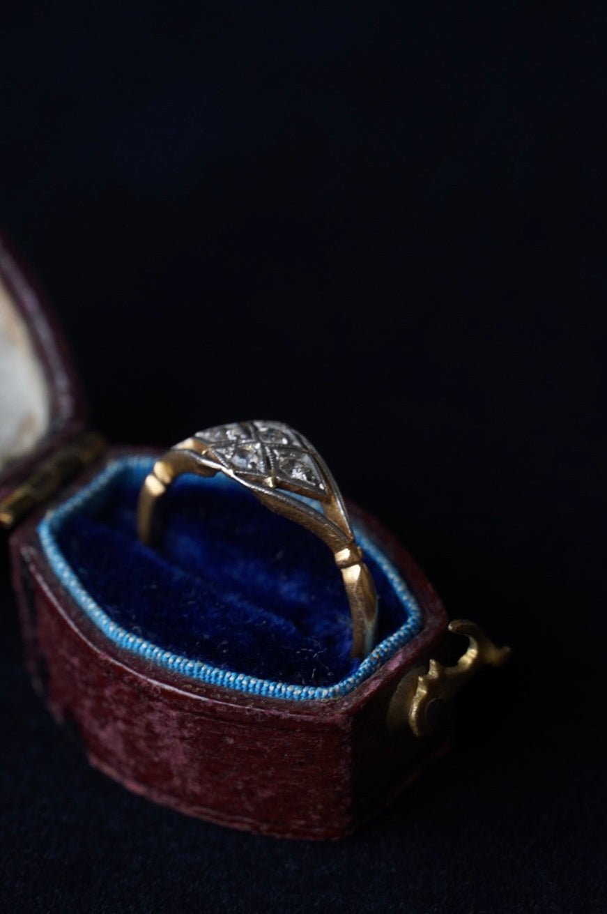 Edwardian 18ct Diamond Ring