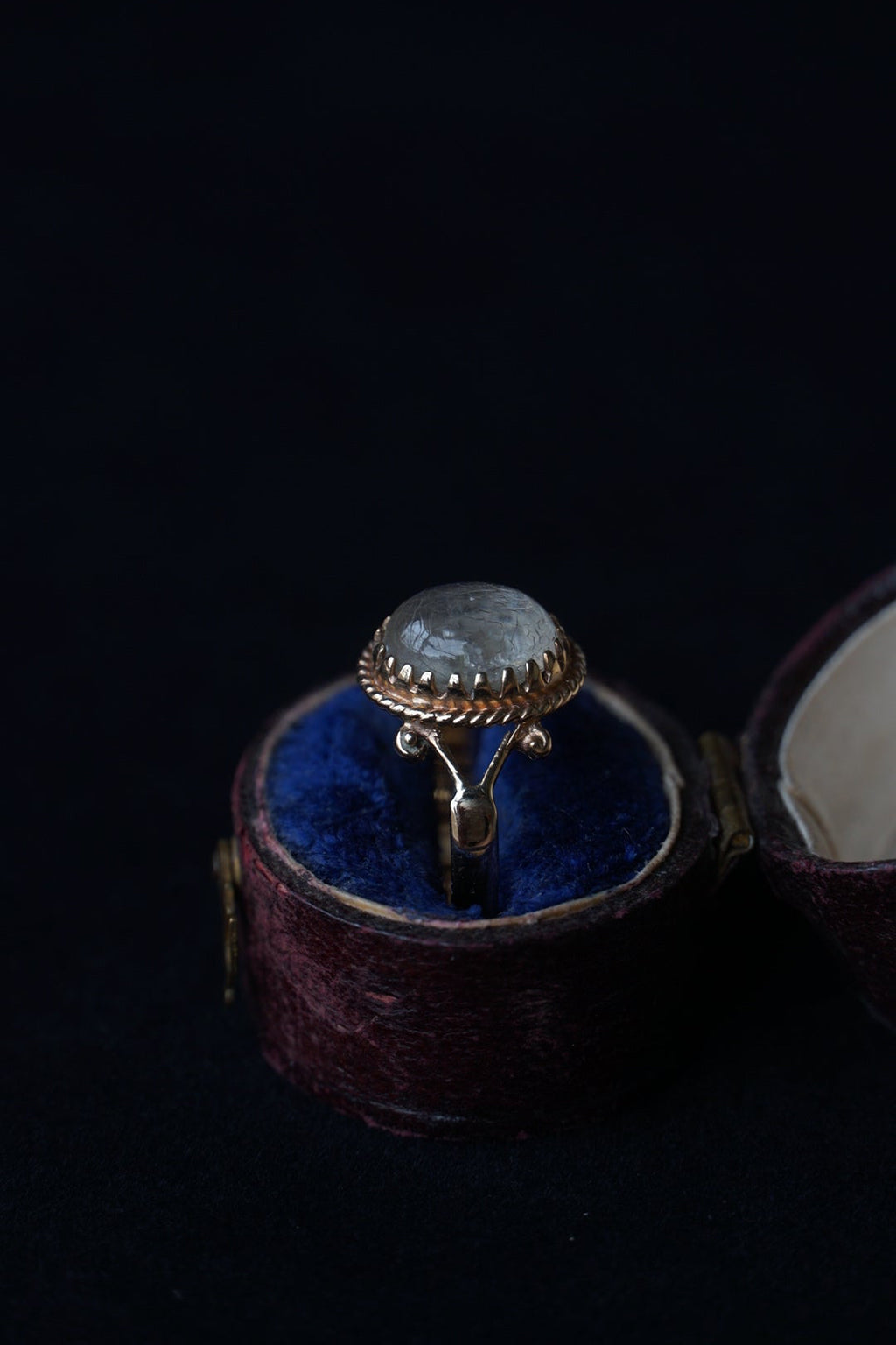 1910's 9ct Moon Stone Ring