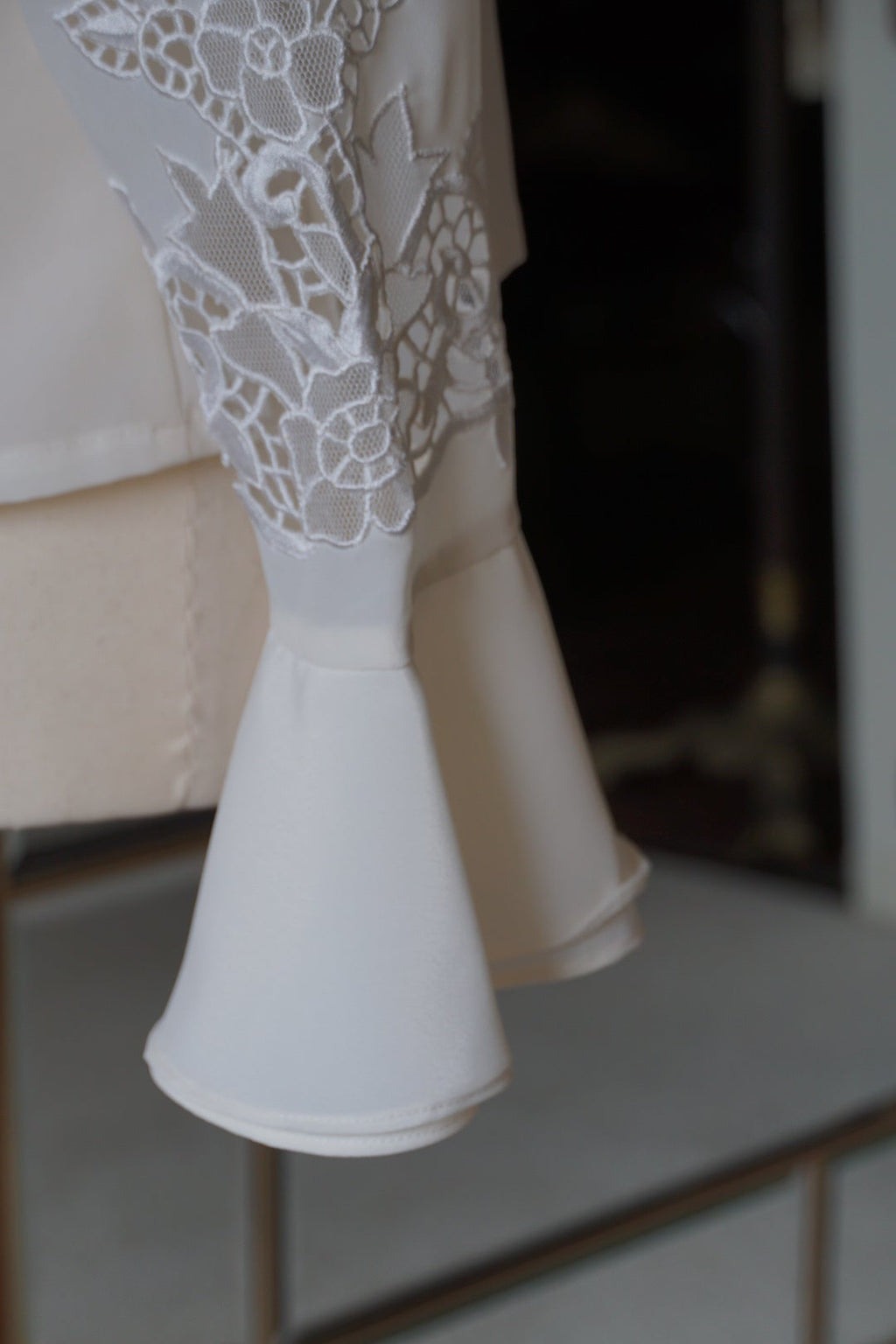 Vintage Frills×Embroidery Blouse