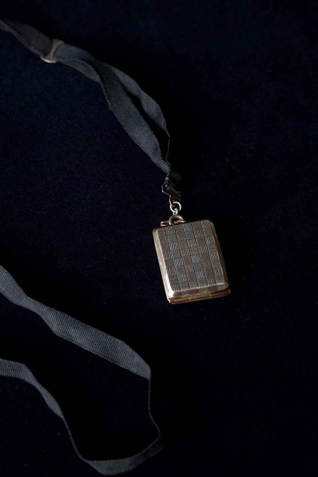 Victorian Rose Gold Picture Rocket