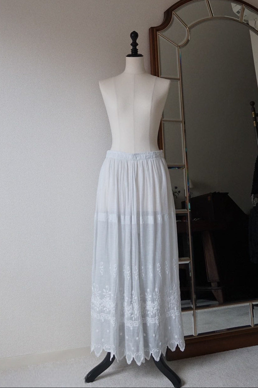 Edwardian Scalloped Embroidery Skirt
